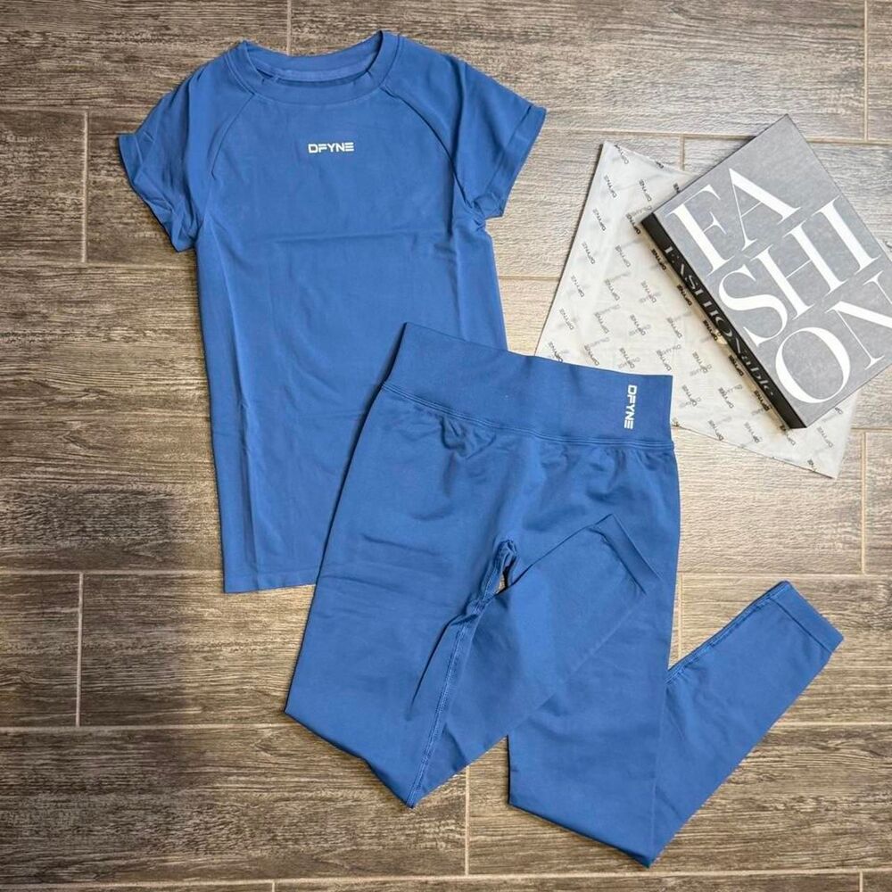 Dfyne Women's Blue set